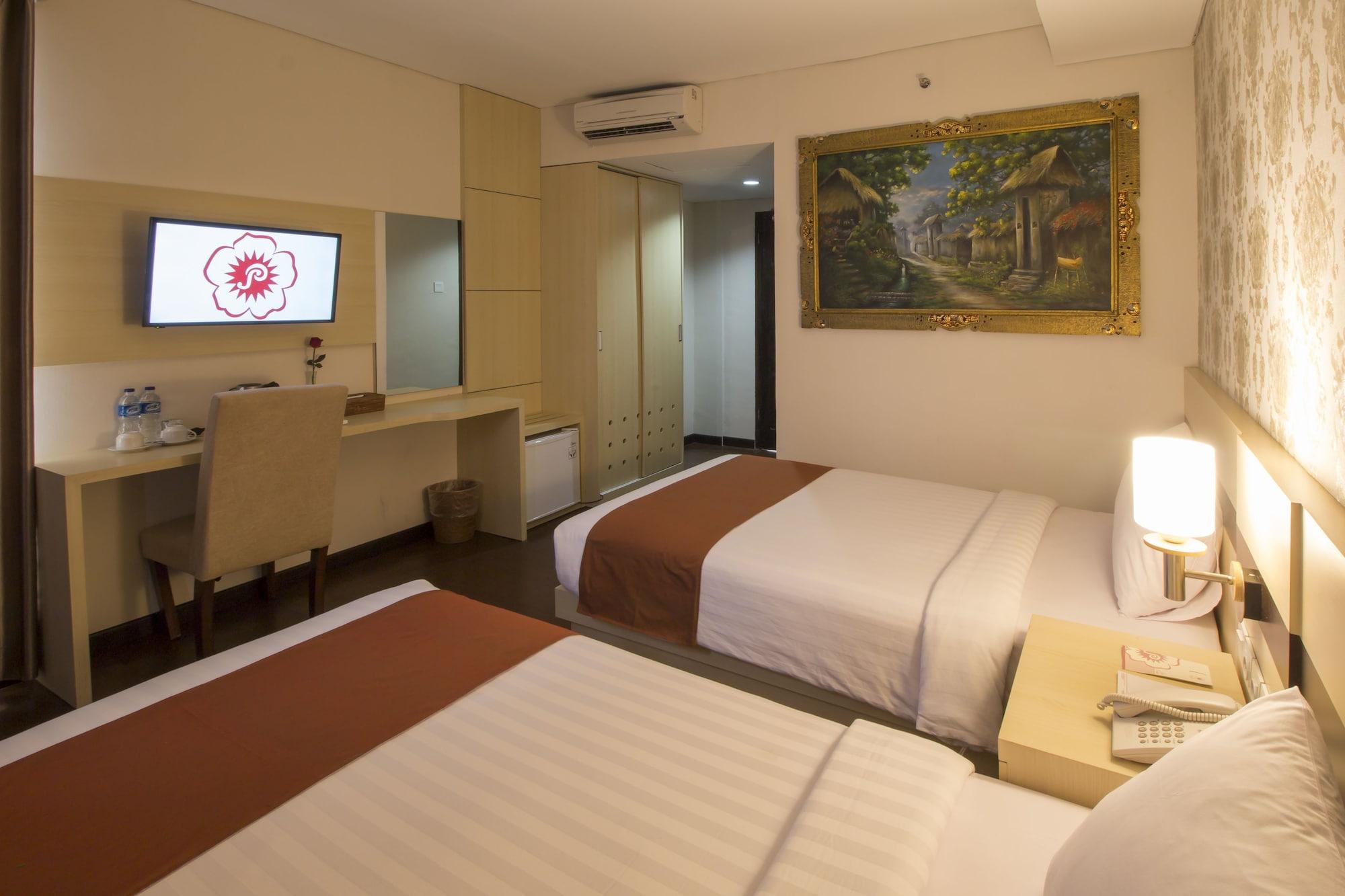 Grand Puri Saron Yogyakarta Hotell Eksteriør bilde