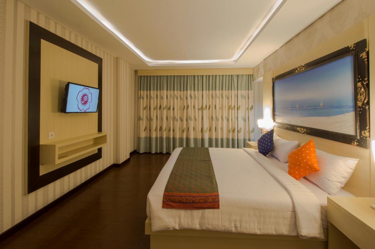 Grand Puri Saron Yogyakarta Hotell Eksteriør bilde