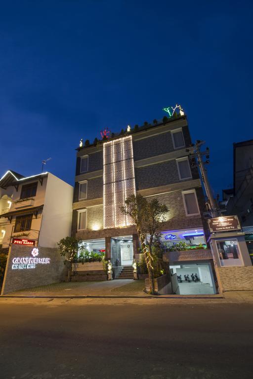 Grand Puri Saron Yogyakarta Hotell Eksteriør bilde